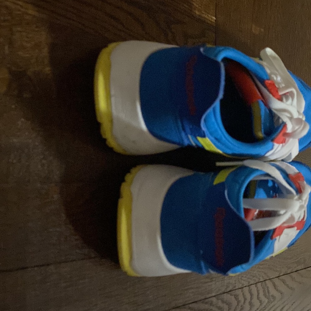 Blue Reebok Legacies - Picture 4 of 4